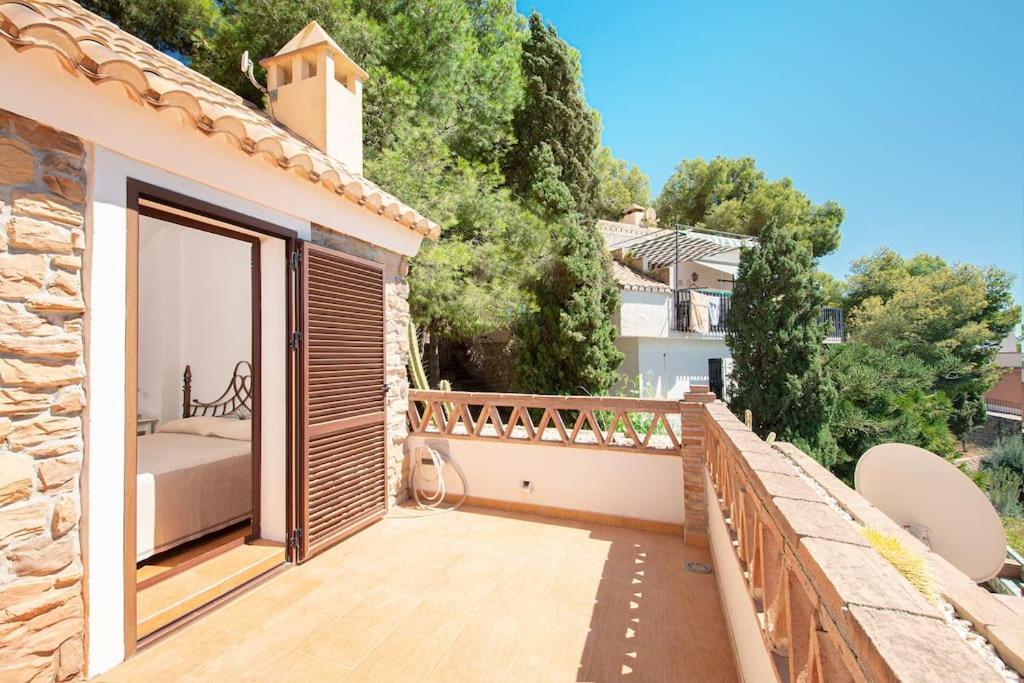 Sunny House With Great Sea Views, 3 Terraces, Private Heated Pool And Sauna La Herradura  Exterior photo